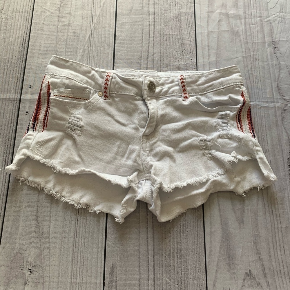 Rue 21 Distressed Shorts, Small